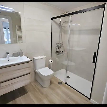 Acogedor Y Moderno En *
