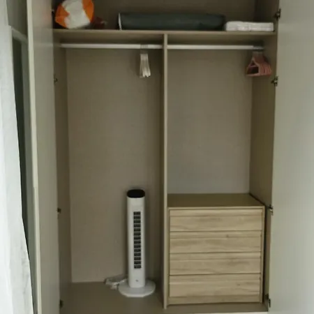 Acogedor Y Moderno En *
